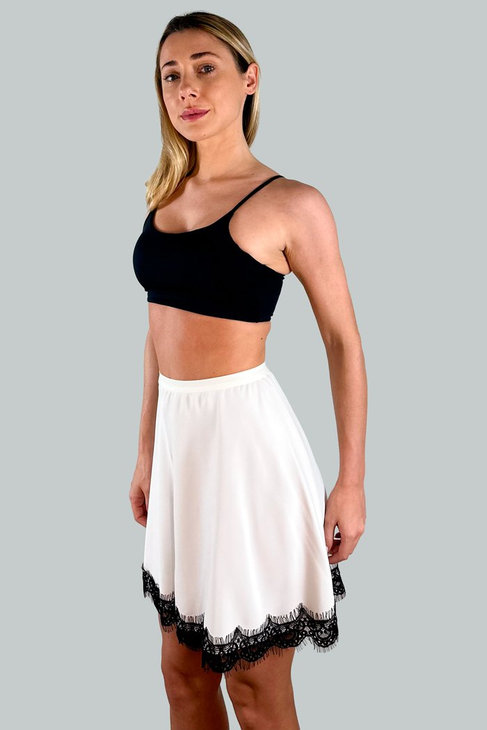 Shorts Bloomer Luz das Ilhas Off White